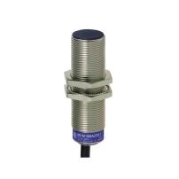 Telemecanique Индуктивен сензор XS6, M18, brass, Sn=8mm, NC, L=62mm, 24..240V AC/DC, кабел 10м.